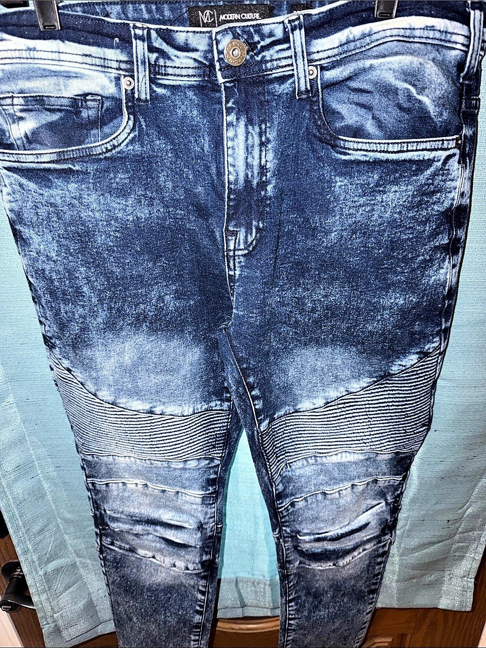 NEW- MODERN CULTURE MENS SKINNY JEANS